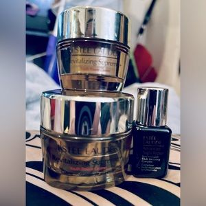 Estée Lauder Revitalizing Supreme + Bundle
